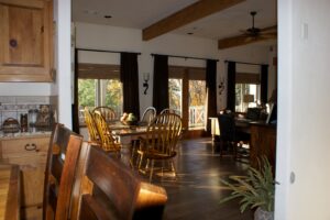 A view of the kitchen and dining room.